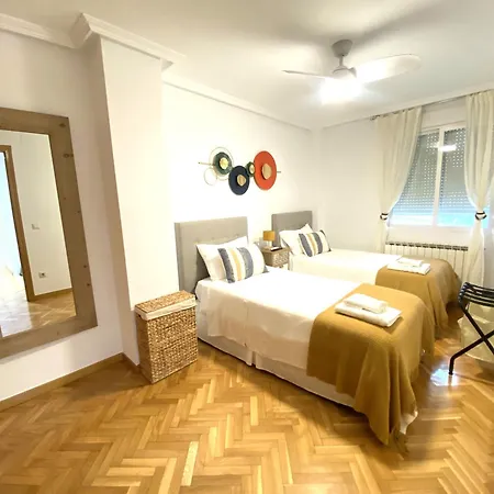 Vivienda Vip En Pleno Centro - Consuelo 14 דירה
